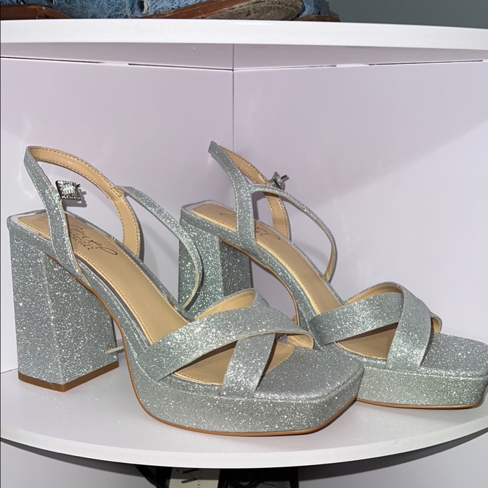 Jewel Badgley Mischka Silver Glitter Block Heels